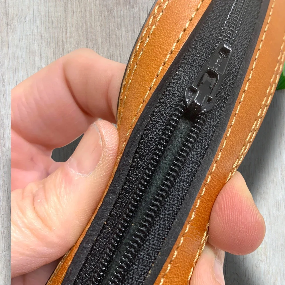 Cabela’s Full Grain Black Leather Security Belt Hidden Zipper Pocket Men's Sz 46